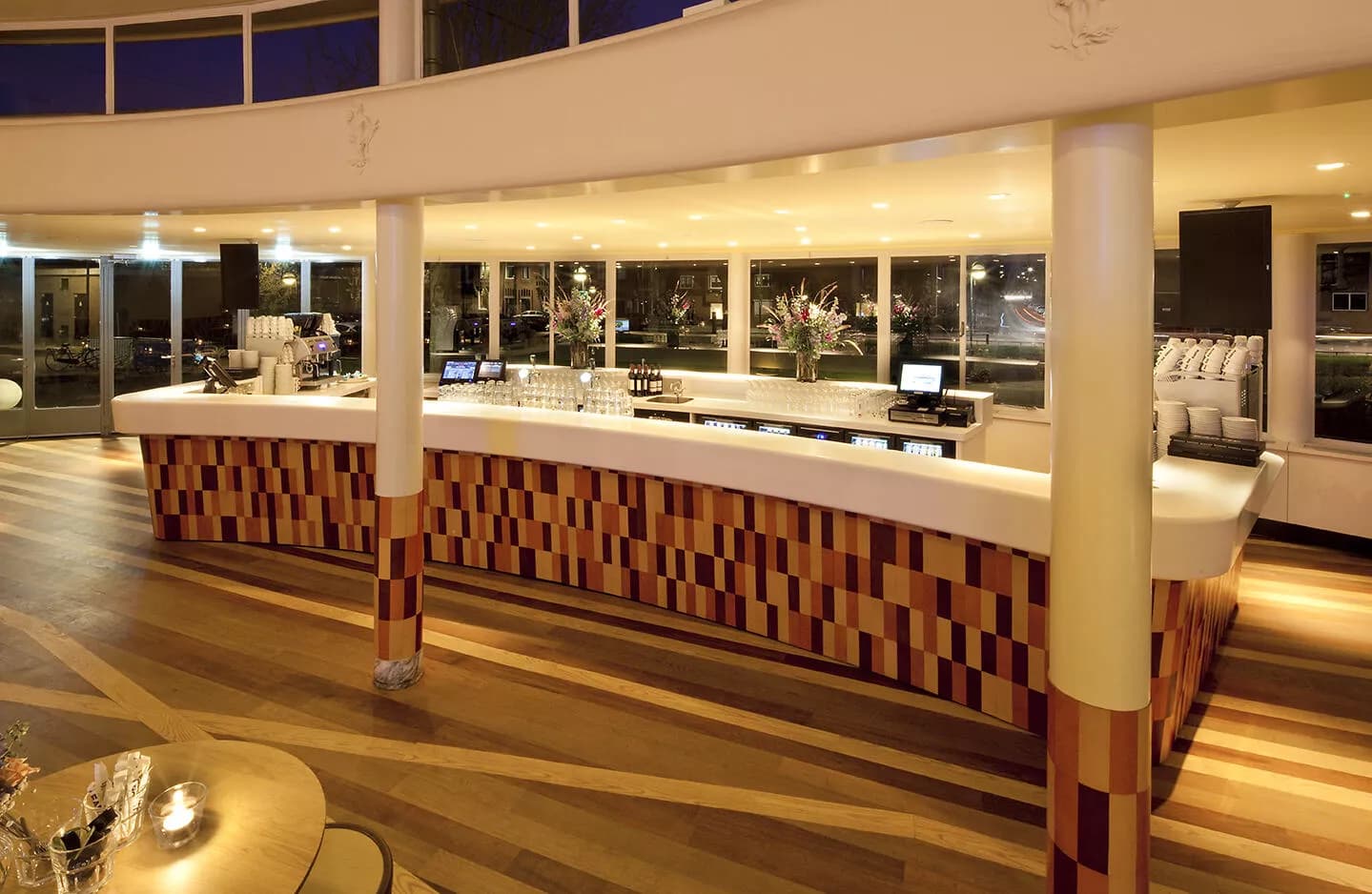 Schouwburg Kunstmin - Bar