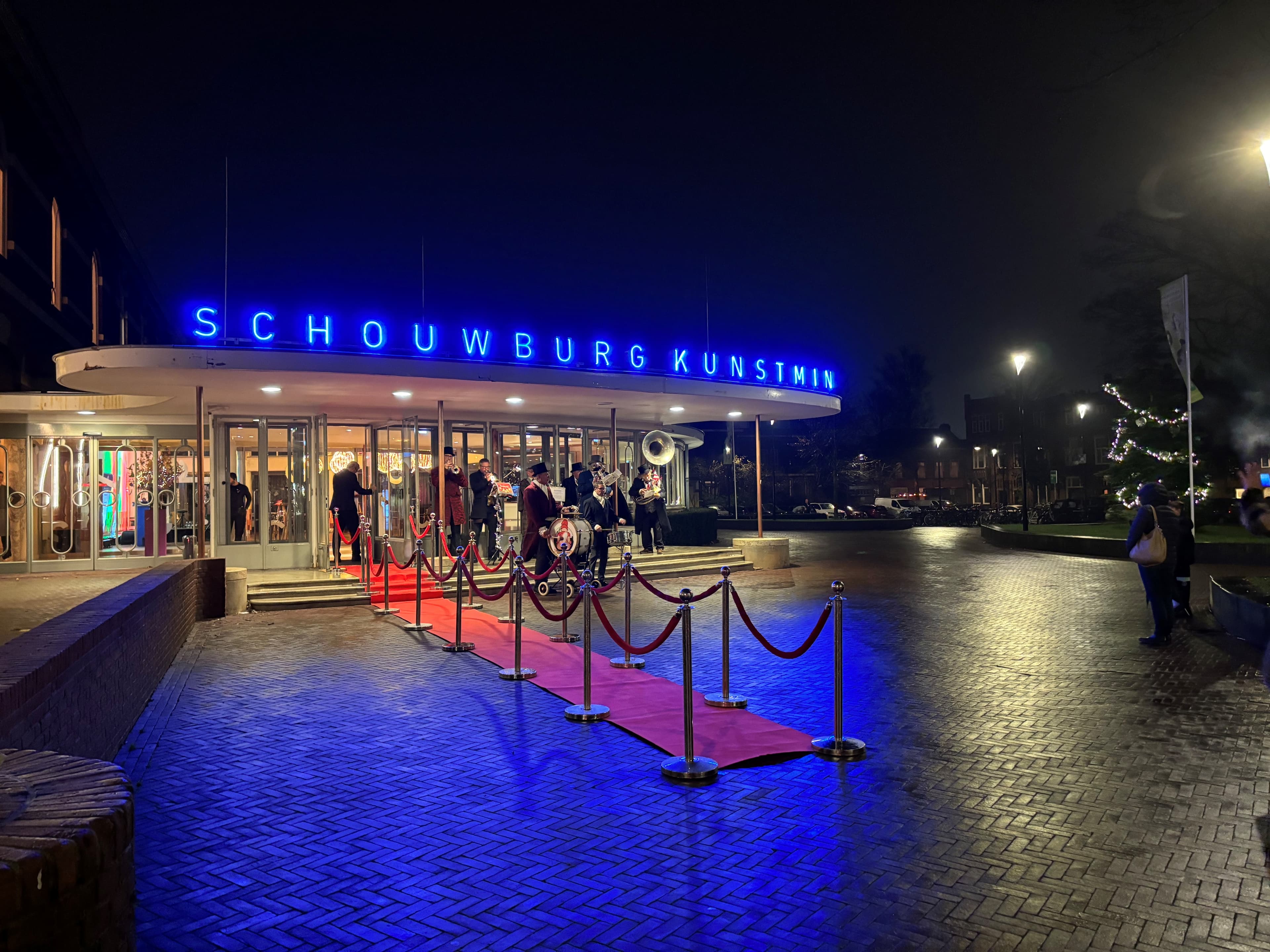 Schouwburg Kunstmin - Gevel